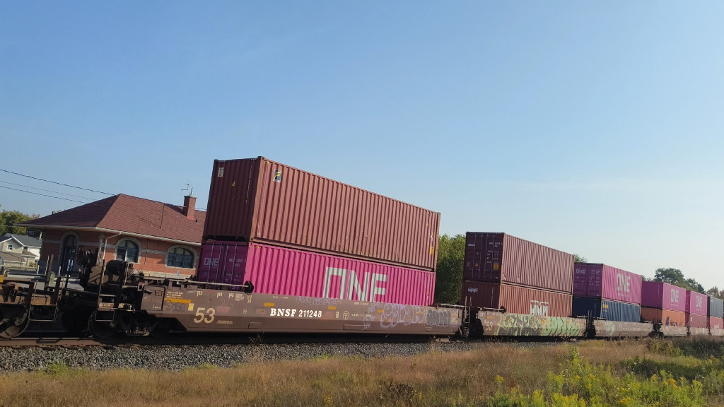 BNSF 211248 (Triple Well Car Altogther)